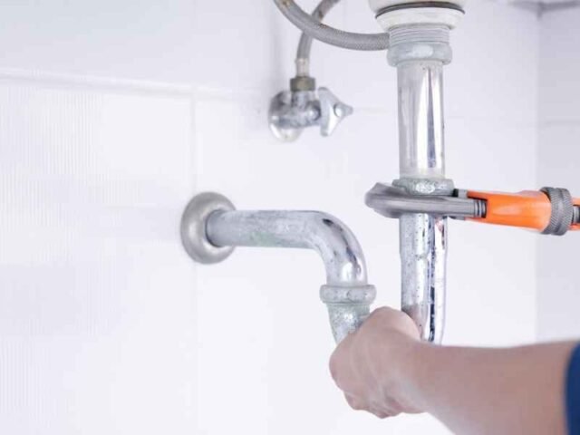How to Fix a Leaking Tap Yourself